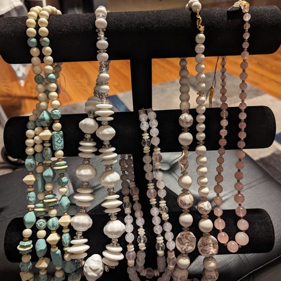 Jewelry - Picture 5 of 5